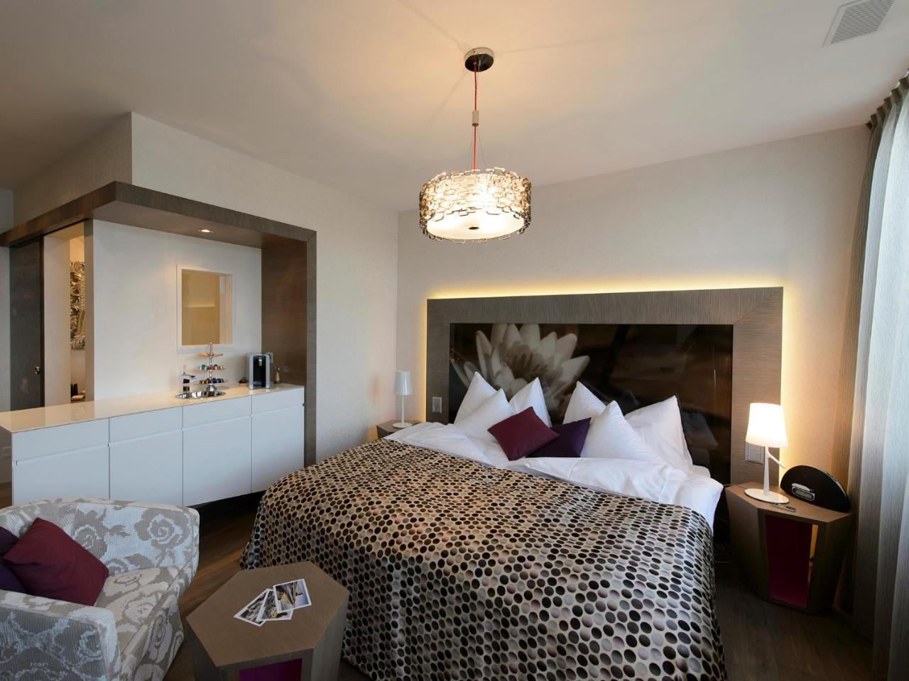 Hotel-Restaurant-Schifflaende Birrwil エクステリア 写真